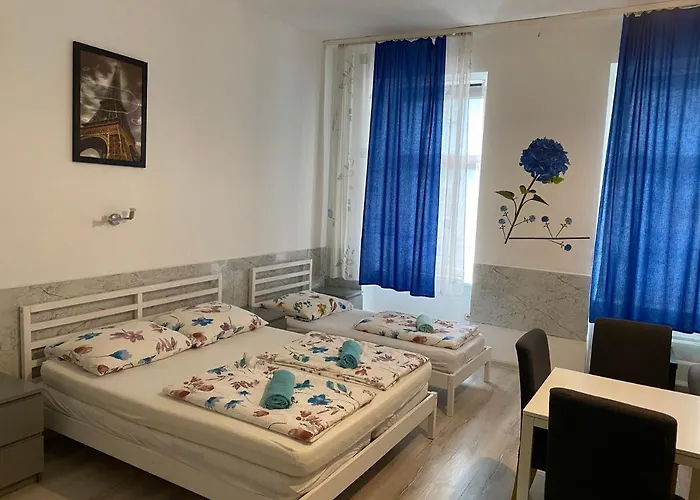 Heino Apartments